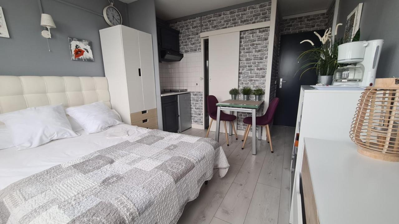 Residence Du Bord De Mer 9 Appartements Avec Une Vraie Vue Mer เลอเทรปอร์ ภายนอก รูปภาพ