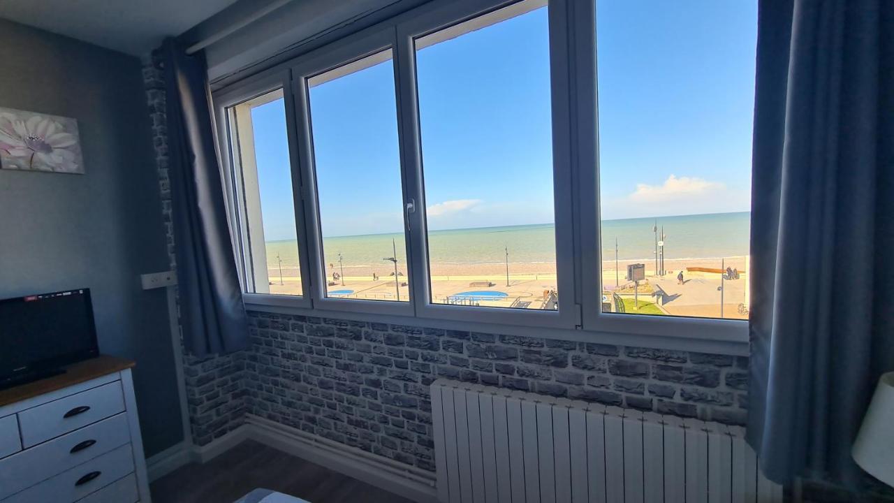 Residence Du Bord De Mer 9 Appartements Avec Une Vraie Vue Mer เลอเทรปอร์ ภายนอก รูปภาพ
