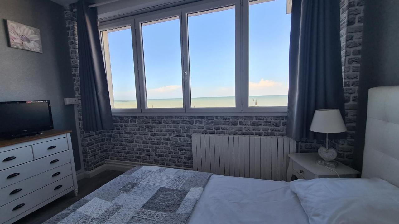 Residence Du Bord De Mer 9 Appartements Avec Une Vraie Vue Mer เลอเทรปอร์ ภายนอก รูปภาพ