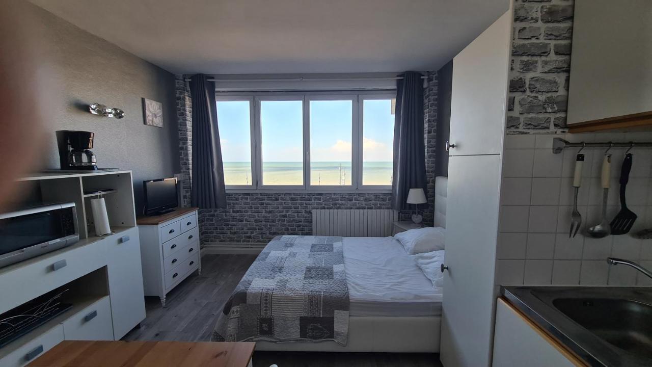 Residence Du Bord De Mer 9 Appartements Avec Une Vraie Vue Mer เลอเทรปอร์ ภายนอก รูปภาพ