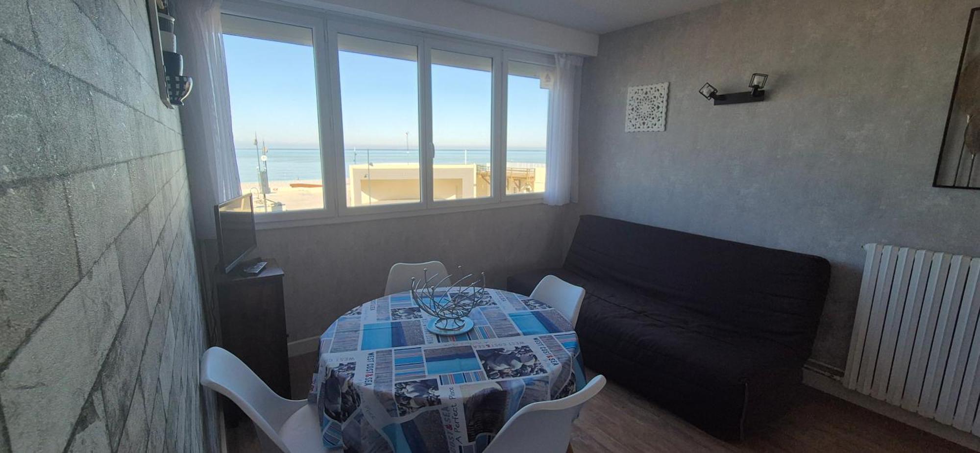 Residence Du Bord De Mer 9 Appartements Avec Une Vraie Vue Mer เลอเทรปอร์ ภายนอก รูปภาพ