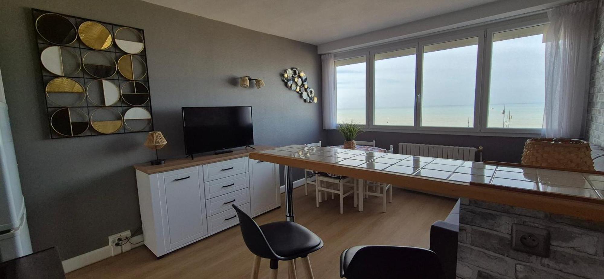 Residence Du Bord De Mer 9 Appartements Avec Une Vraie Vue Mer เลอเทรปอร์ ภายนอก รูปภาพ