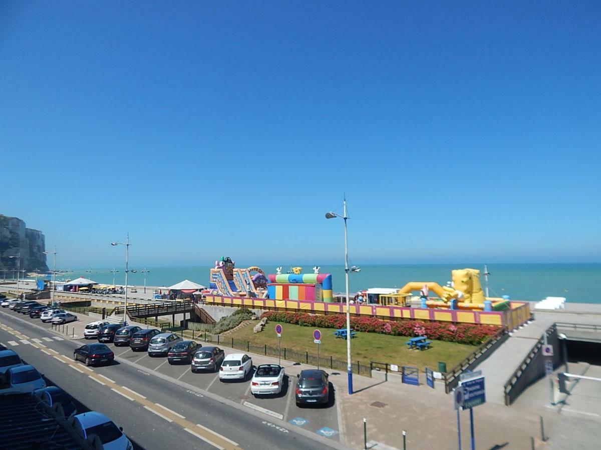 Residence Du Bord De Mer 9 Appartements Avec Une Vraie Vue Mer เลอเทรปอร์ ภายนอก รูปภาพ