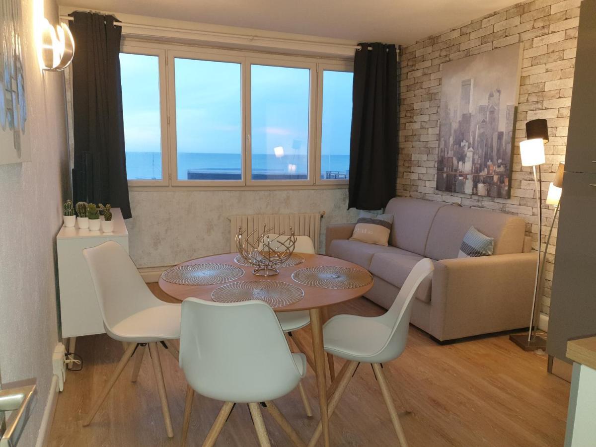 Residence Du Bord De Mer 9 Appartements Avec Une Vraie Vue Mer เลอเทรปอร์ ภายนอก รูปภาพ